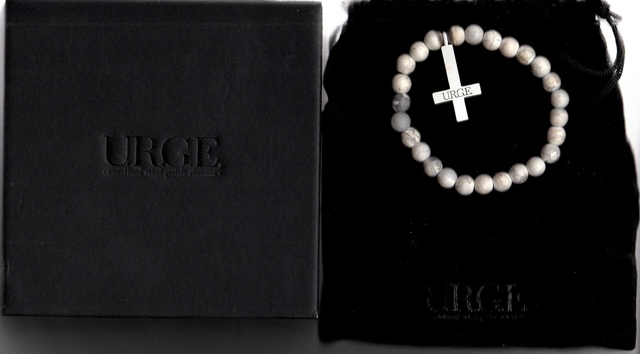 ハズキ の グッズ U.R.G.E. ブレスレット