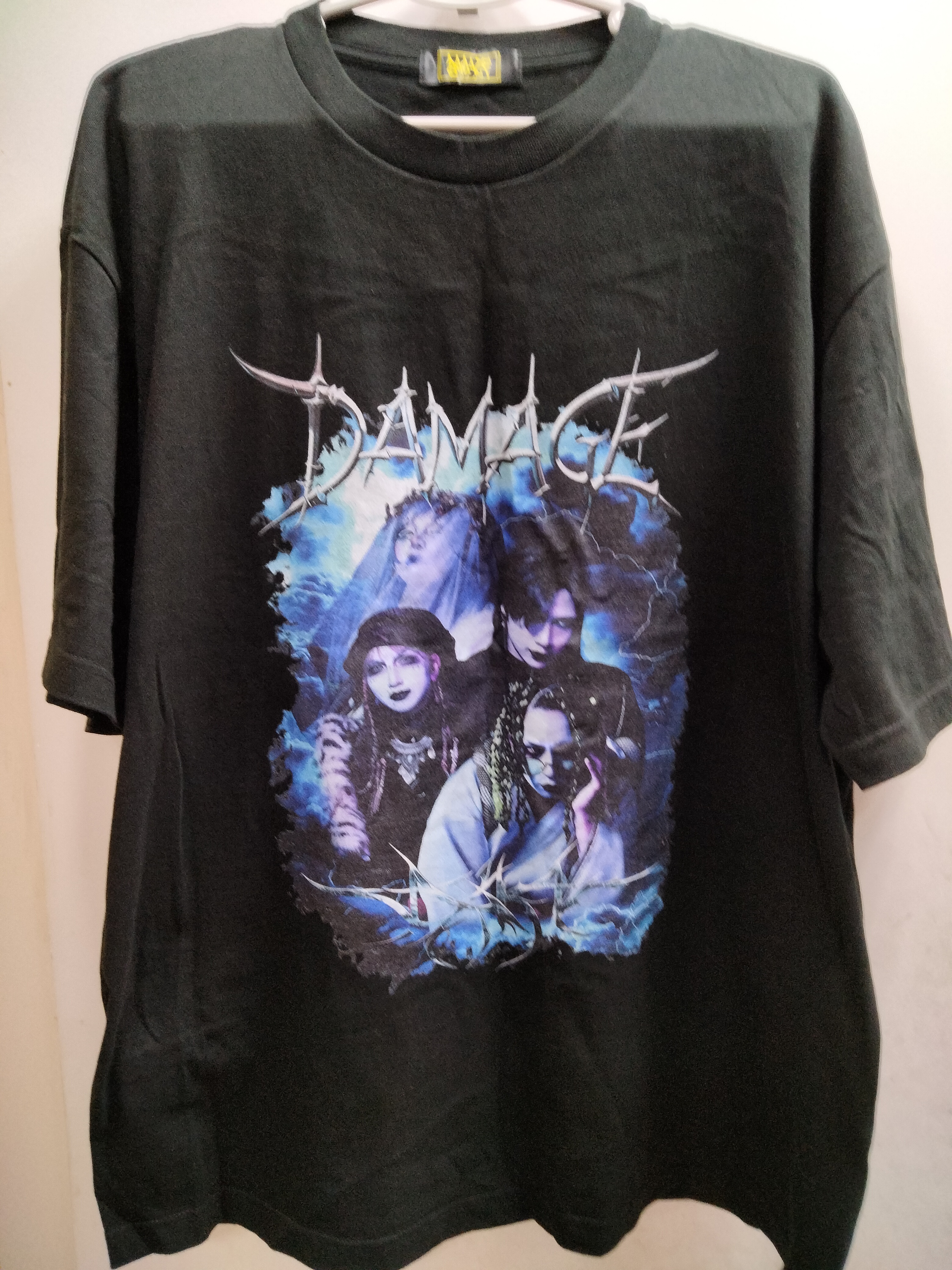 キズ の グッズ シャツ（DAMAGE）