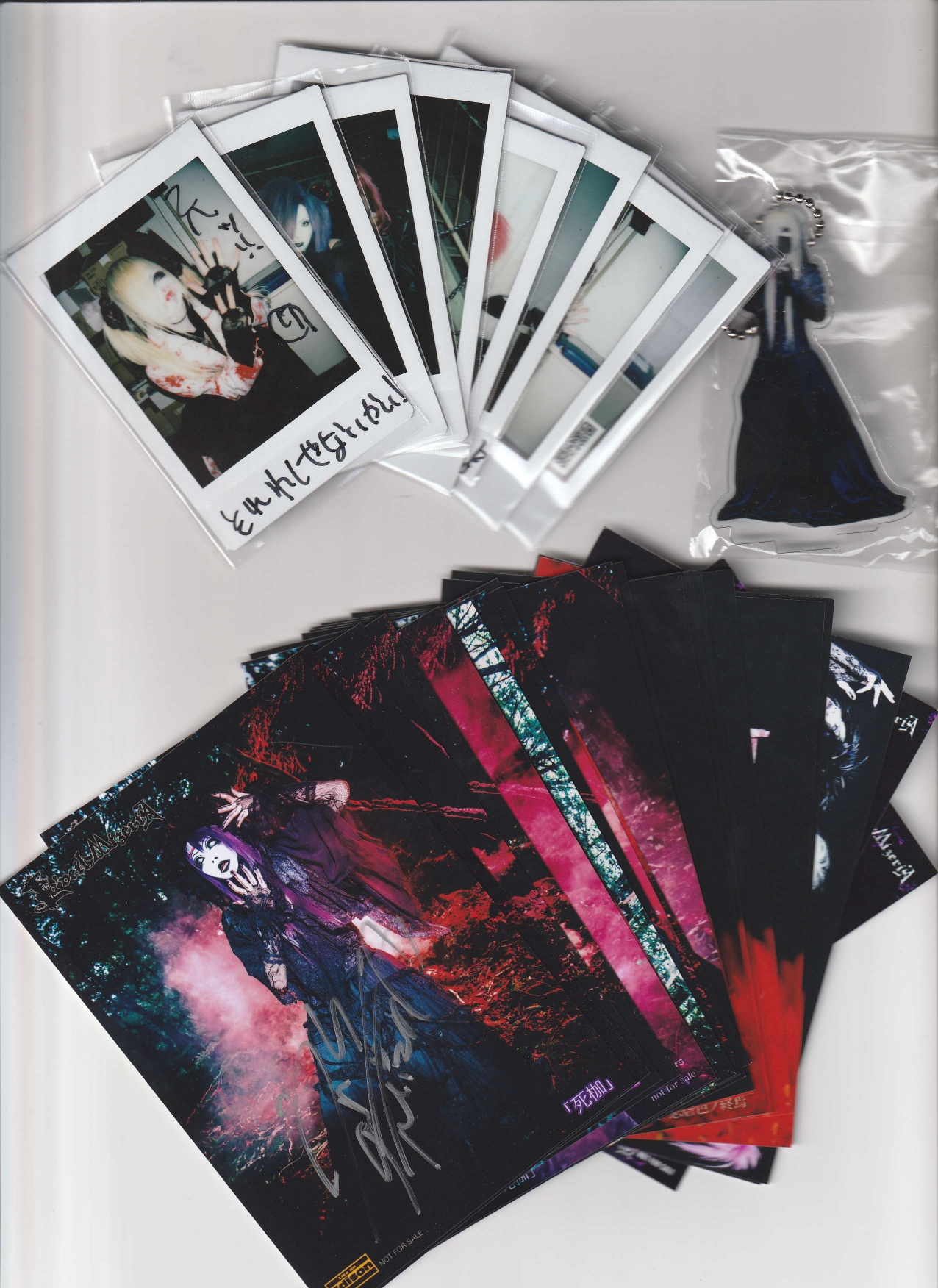 La'veil MizeriA の グッズ 詰め合わせ1