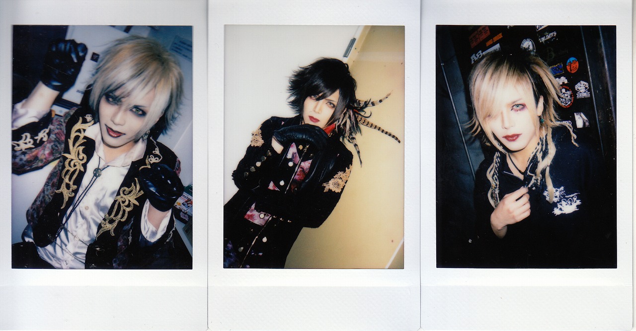Rides In Revellion 志雄 チェキ 2025年最新】Rides In ReVellion 志雄の人気アイテム - メルカリ