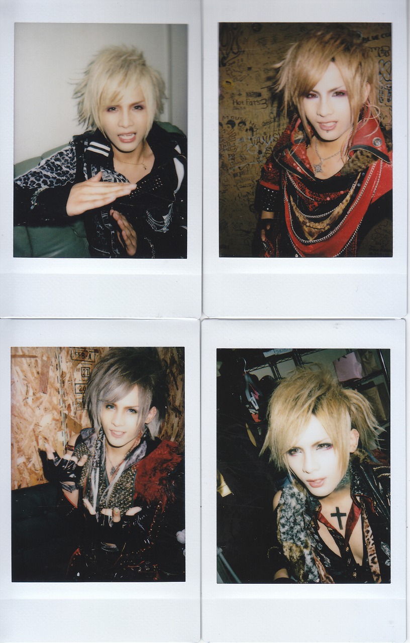Royz公大と智也チェキ Royz on X: 