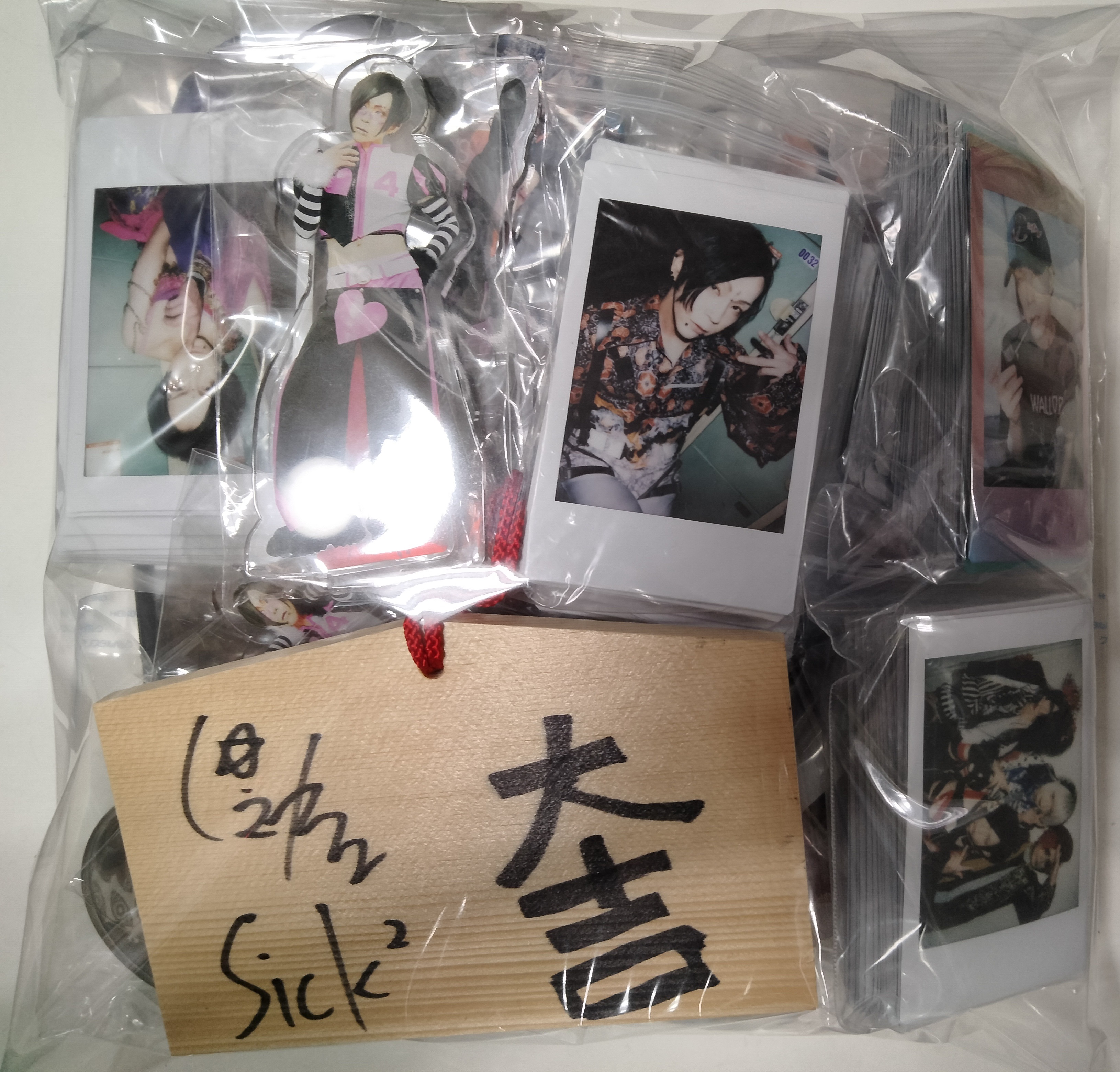 シックス の グッズ 詰め合わせ4