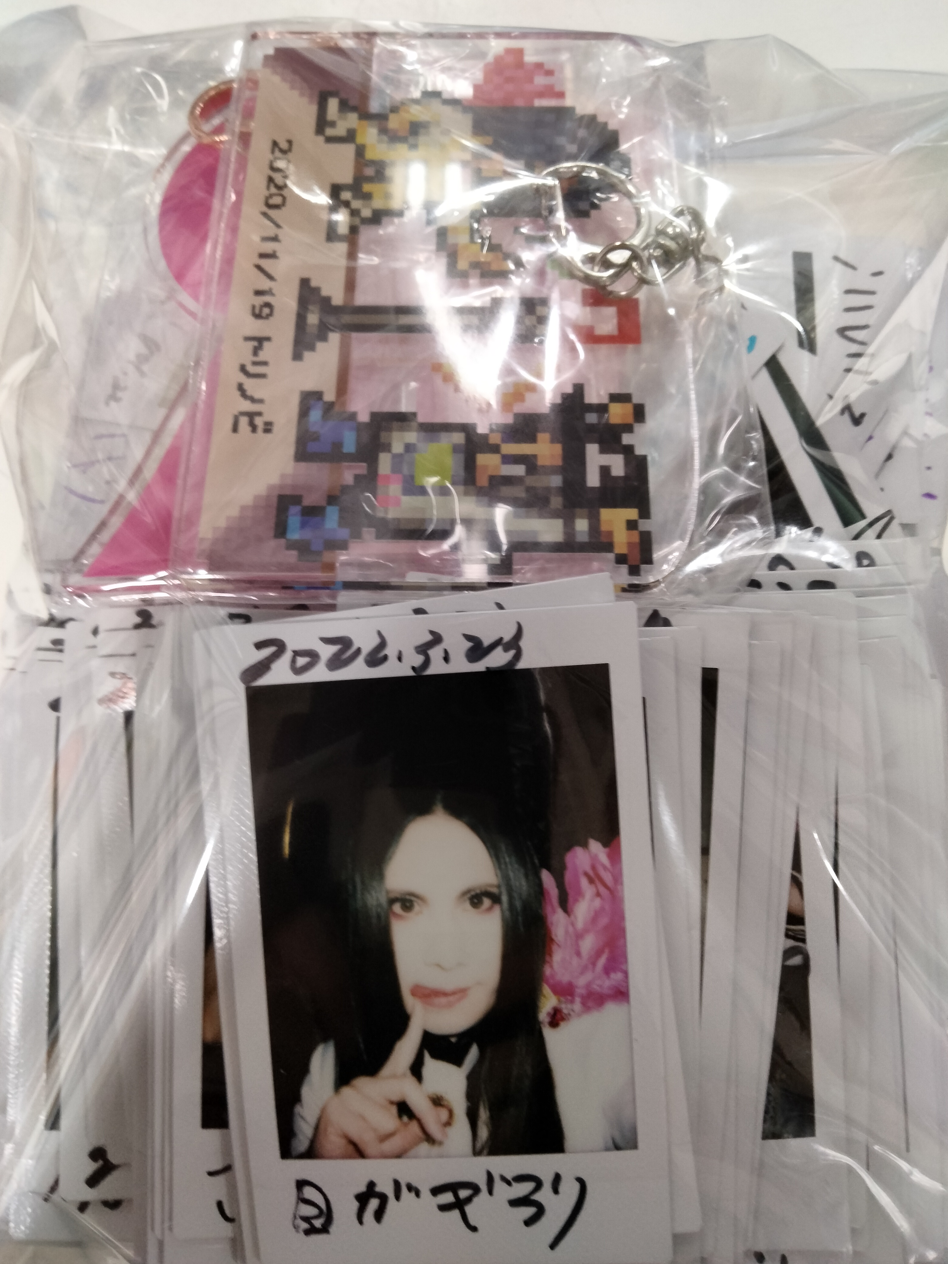 TЯicKY の グッズ 詰め合わせ2